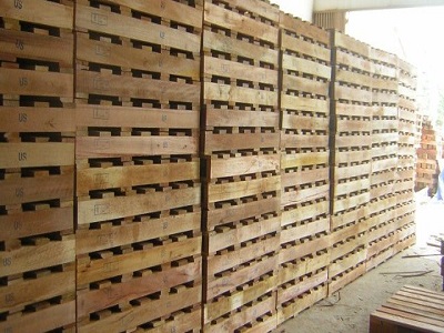 Pallet gỗ 2 hướng nâng 1000 x 1000 x 130