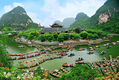 Tour Hà Nội - Tràng An - Bái Đính Tour Hà Nội - Tràng An - Bái Đính